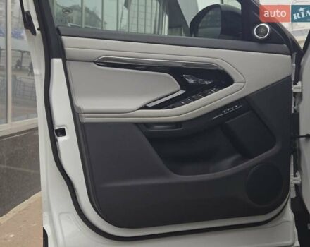 Білий Ленд Ровер Рендж Ровер Евок, об'ємом двигуна 2 л та пробігом 34 тис. км за 51800 $, фото 17 на Automoto.ua