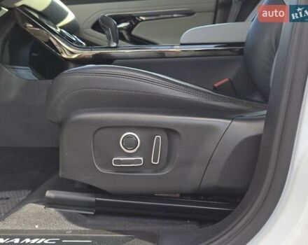 Білий Ленд Ровер Рендж Ровер Евок, об'ємом двигуна 2 л та пробігом 34 тис. км за 47900 $, фото 12 на Automoto.ua