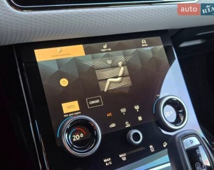 Білий Ленд Ровер Рендж Ровер Евок, об'ємом двигуна 2 л та пробігом 37 тис. км за 44900 $, фото 31 на Automoto.ua