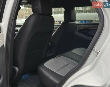 Білий Ленд Ровер Рендж Ровер Евок, об'ємом двигуна 2 л та пробігом 34 тис. км за 51800 $, фото 13 на Automoto.ua