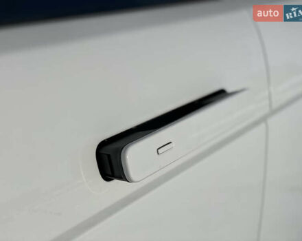 Білий Ленд Ровер Рендж Ровер Евок, об'ємом двигуна 2 л та пробігом 41 тис. км за 47500 $, фото 10 на Automoto.ua