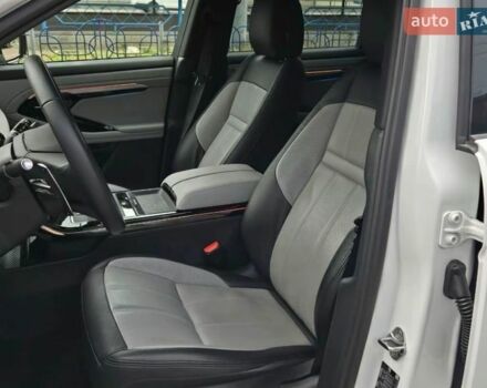 Белый Ленд Ровер Рендж Ровер Эвок, объемом двигателя 2 л и пробегом 34 тыс. км за 49900 $, фото 15 на Automoto.ua