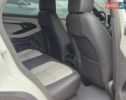 Білий Ленд Ровер Рендж Ровер Евок, об'ємом двигуна 2 л та пробігом 34 тис. км за 51800 $, фото 16 на Automoto.ua