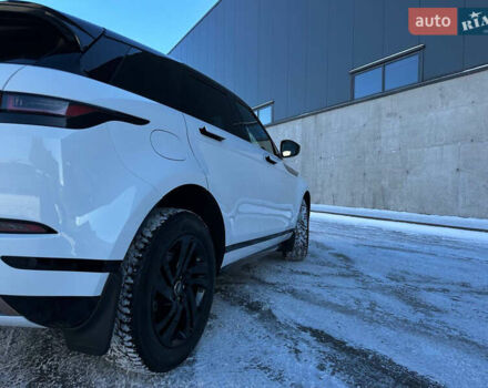 Белый Ленд Ровер Рендж Ровер Эвок, объемом двигателя 2 л и пробегом 38 тыс. км за 55000 $, фото 6 на Automoto.ua