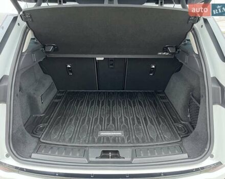 Белый Ленд Ровер Рендж Ровер Эвок, объемом двигателя 2 л и пробегом 33 тыс. км за 48900 $, фото 26 на Automoto.ua