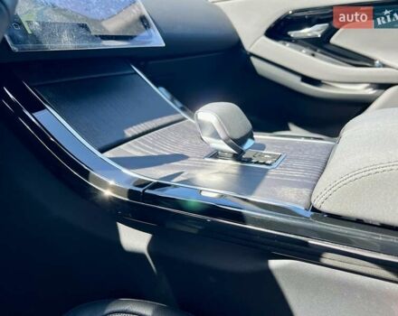 Білий Ленд Ровер Рендж Ровер Евок, об'ємом двигуна 2 л та пробігом 13 тис. км за 55900 $, фото 21 на Automoto.ua