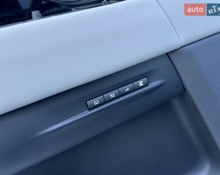 Белый Ленд Ровер Рендж Ровер Эвок, объемом двигателя 2 л и пробегом 12 тыс. км за 58407 $, фото 11 на Automoto.ua