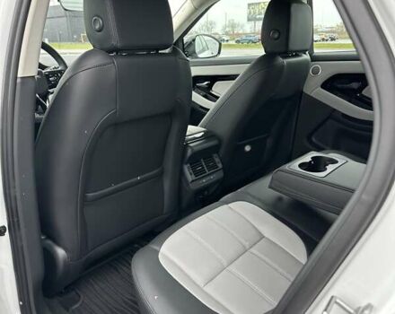 Белый Ленд Ровер Рендж Ровер Эвок, объемом двигателя 2 л и пробегом 10 тыс. км за 62900 $, фото 18 на Automoto.ua