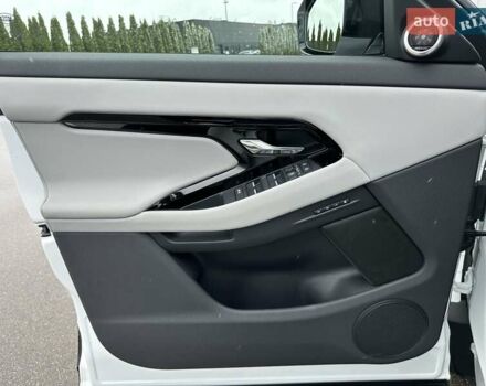 Белый Ленд Ровер Рендж Ровер Эвок, объемом двигателя 2 л и пробегом 10 тыс. км за 62900 $, фото 11 на Automoto.ua