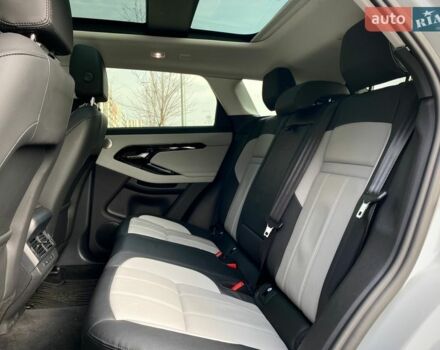 Білий Ленд Ровер Рендж Ровер Евок, об'ємом двигуна 2 л та пробігом 13 тис. км за 54900 $, фото 23 на Automoto.ua