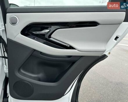 Белый Ленд Ровер Рендж Ровер Эвок, объемом двигателя 2 л и пробегом 10 тыс. км за 62900 $, фото 26 на Automoto.ua