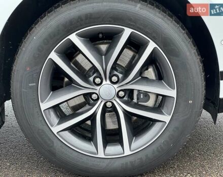 Белый Ленд Ровер Рендж Ровер Эвок, объемом двигателя 2 л и пробегом 10 тыс. км за 62900 $, фото 9 на Automoto.ua