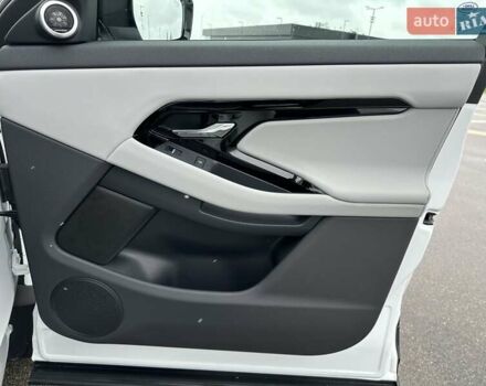 Белый Ленд Ровер Рендж Ровер Эвок, объемом двигателя 2 л и пробегом 10 тыс. км за 62900 $, фото 29 на Automoto.ua