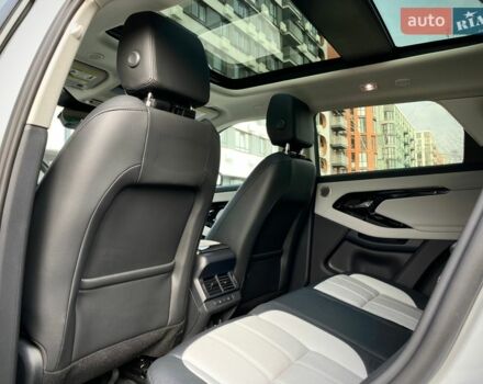 Білий Ленд Ровер Рендж Ровер Евок, об'ємом двигуна 2 л та пробігом 13 тис. км за 54900 $, фото 22 на Automoto.ua