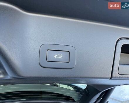 Белый Ленд Ровер Рендж Ровер Эвок, объемом двигателя 2 л и пробегом 12 тыс. км за 58407 $, фото 25 на Automoto.ua