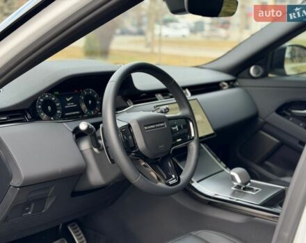 Білий Ленд Ровер Рендж Ровер Евок, об'ємом двигуна 2 л та пробігом 18 тис. км за 53000 $, фото 31 на Automoto.ua