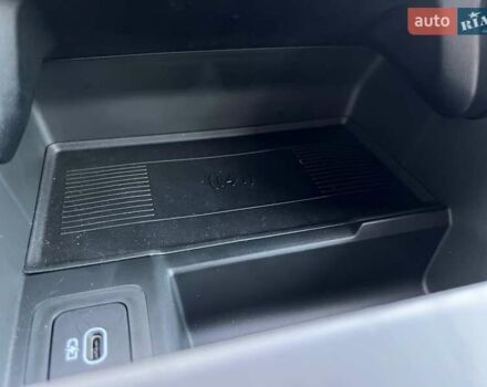 Белый Ленд Ровер Рендж Ровер Эвок, объемом двигателя 2 л и пробегом 5 тыс. км за 56500 $, фото 19 на Automoto.ua