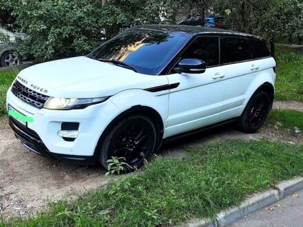 Белый Ленд Ровер Рендж Ровер Эвок, объемом двигателя 2 л и пробегом 175 тыс. км за 18999 $, фото 1 на Automoto.ua