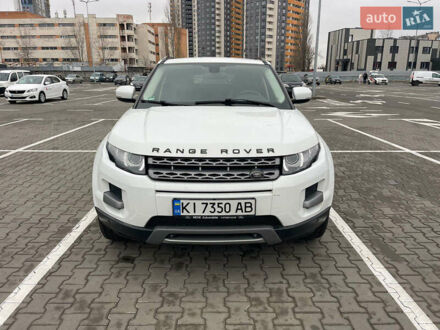 Ленд Ровер Рендж Ровер Эвок 2013 в Киеве на Automoto.ua Белый Ленд Ровер Рендж Ровер Эвок, объемом двигателя 2.18 л и пробегом 196 тыс. км за 17950 $, фото 1 на Automoto.ua
