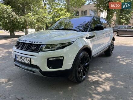 Ленд Ровер Рендж Ровер Эвок 2014 в Одессе на Automoto.ua Белый Ленд Ровер Рендж Ровер Эвок, объемом двигателя 2 л и пробегом 108 тыс. км за 19500 $, фото 1 на Automoto.ua