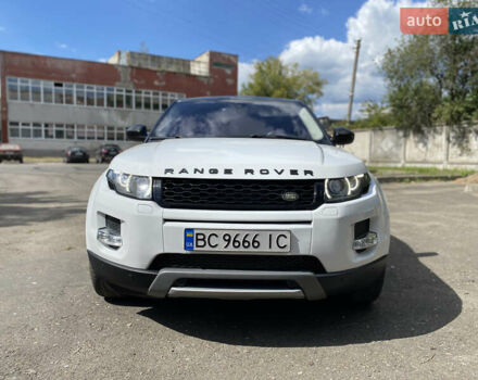 Белый Ленд Ровер Рендж Ровер Эвок, объемом двигателя 2.18 л и пробегом 165 тыс. км за 19500 $, фото 1 на Automoto.ua