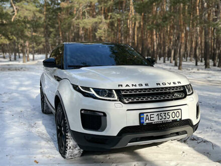 Ленд Ровер Рендж Ровер Эвок 2015 в Новомосковске на Automoto.ua Белый Ленд Ровер Рендж Ровер Эвок, объемом двигателя 2.18 л и пробегом 140 тыс. км за 24299 $, фото 1 на Automoto.ua