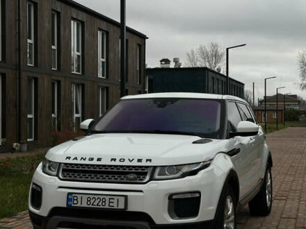 Белый Ленд Ровер Рендж Ровер Эвок, объемом двигателя 2 л и пробегом 130 тыс. км за 21900 $, фото 1 на Automoto.ua