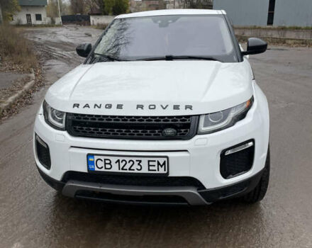 Белый Ленд Ровер Рендж Ровер Эвок, объемом двигателя 2 л и пробегом 220 тыс. км за 18500 $, фото 1 на Automoto.ua
