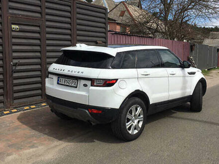 Белый Ленд Ровер Рендж Ровер Эвок, объемом двигателя 2 л и пробегом 117 тыс. км за 16400 $, фото 1 на Automoto.ua