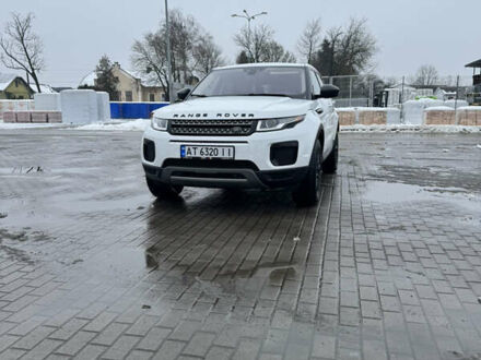 Белый Ленд Ровер Рендж Ровер Эвок, объемом двигателя 2 л и пробегом 102 тыс. км за 20900 $, фото 1 на Automoto.ua
