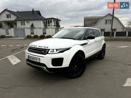 Ленд Ровер Рендж Ровер Эвок 2018 в Виннице на Automoto.ua Белый Ленд Ровер Рендж Ровер Эвок, объемом двигателя 2 л и пробегом 120 тыс. км за 23900 $, фото 1 на Automoto.ua