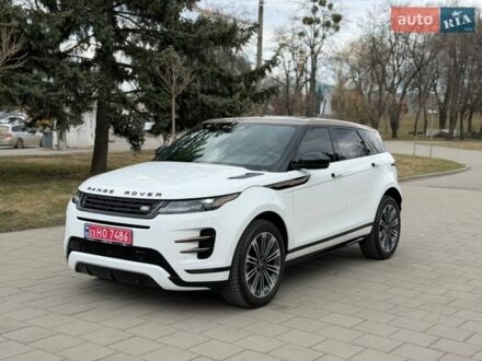 Белый Ленд Ровер Рендж Ровер Эвок, объемом двигателя 2 л и пробегом 18 тыс. км за 53000 $, фото 1 на Automoto.ua