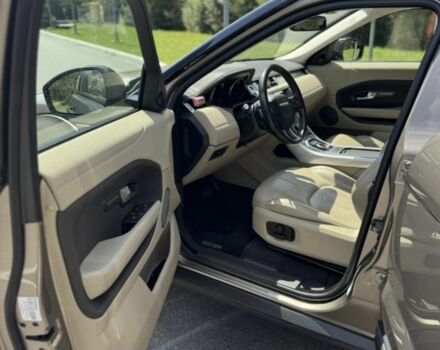 Бежевий Ленд Ровер Рендж Ровер Евок, об'ємом двигуна 2.2 л та пробігом 132 тис. км за 22000 $, фото 2 на Automoto.ua