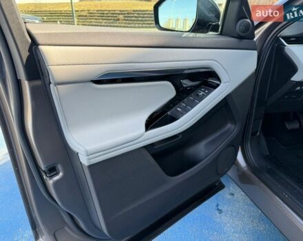 Бежевий Ленд Ровер Рендж Ровер Евок, об'ємом двигуна 2 л та пробігом 108 тис. км за 25900 $, фото 17 на Automoto.ua