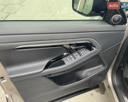 Бежевий Ленд Ровер Рендж Ровер Евок, об'ємом двигуна 2 л та пробігом 107 тис. км за 41500 $, фото 9 на Automoto.ua