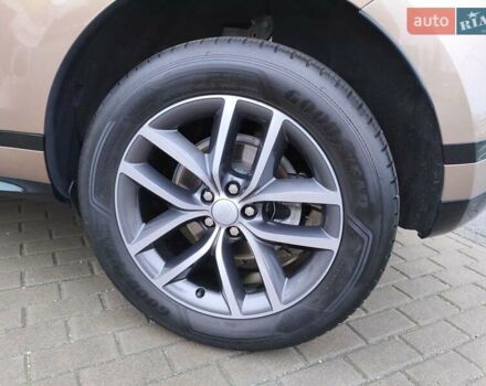 Бежевый Ленд Ровер Рендж Ровер Эвок, объемом двигателя 2 л и пробегом 32 тыс. км за 57034 $, фото 17 на Automoto.ua