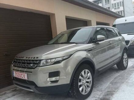 Бежевый Ленд Ровер Рендж Ровер Эвок, объемом двигателя 2.2 л и пробегом 153 тыс. км за 19600 $, фото 1 на Automoto.ua