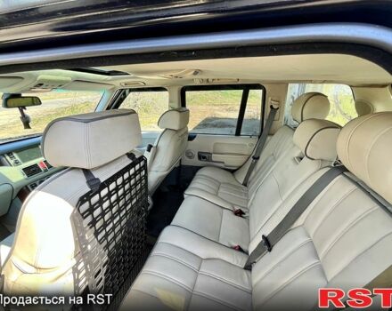 Черный Ленд Ровер Рендж Ровер Эвок, объемом двигателя 3 л и пробегом 300 тыс. км за 3000 $, фото 2 на Automoto.ua