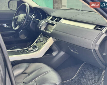 Черный Ленд Ровер Рендж Ровер Эвок, объемом двигателя 2 л и пробегом 163 тыс. км за 14500 $, фото 3 на Automoto.ua