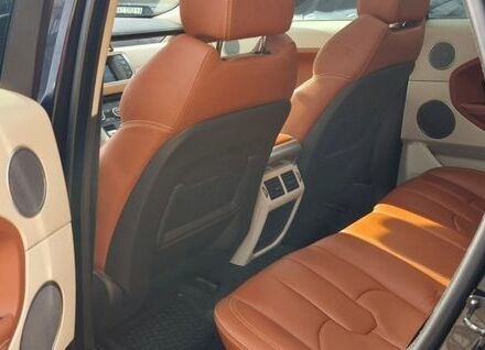 Чорний Ленд Ровер Рендж Ровер Евок, об'ємом двигуна 2.18 л та пробігом 286 тис. км за 17800 $, фото 2 на Automoto.ua