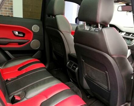 Черный Ленд Ровер Рендж Ровер Эвок, объемом двигателя 2 л и пробегом 160 тыс. км за 19300 $, фото 3 на Automoto.ua