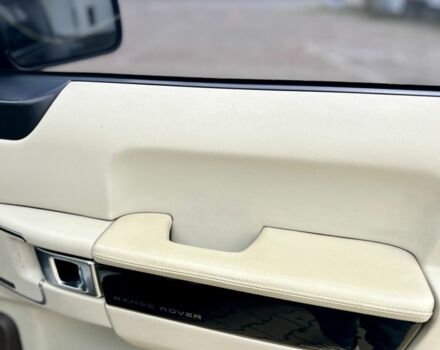 Чорний Ленд Ровер Рендж Ровер Евок, об'ємом двигуна 4.4 л та пробігом 190 тис. км за 28000 $, фото 4 на Automoto.ua