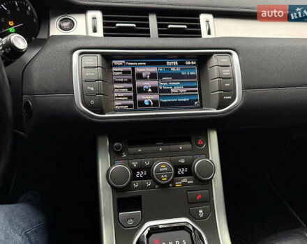 Чорний Ленд Ровер Рендж Ровер Евок, об'ємом двигуна 2 л та пробігом 163 тис. км за 14990 $, фото 12 на Automoto.ua