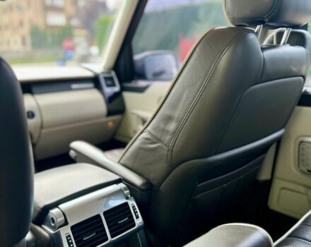 Чорний Ленд Ровер Рендж Ровер Евок, об'ємом двигуна 4.4 л та пробігом 190 тис. км за 28000 $, фото 15 на Automoto.ua