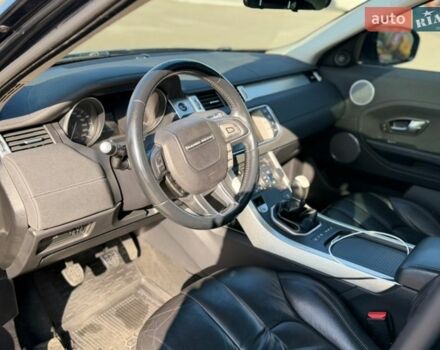 Черный Ленд Ровер Рендж Ровер Эвок, объемом двигателя 2.2 л и пробегом 221 тыс. км за 13900 $, фото 2 на Automoto.ua