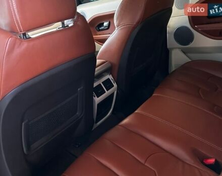 Чорний Ленд Ровер Рендж Ровер Евок, об'ємом двигуна 2.18 л та пробігом 200 тис. км за 18500 $, фото 17 на Automoto.ua