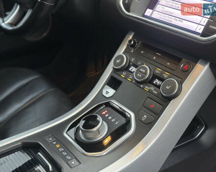 Чорний Ленд Ровер Рендж Ровер Евок, об'ємом двигуна 2 л та пробігом 160 тис. км за 13950 $, фото 44 на Automoto.ua