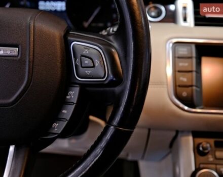 Чорний Ленд Ровер Рендж Ровер Евок, об'ємом двигуна 2 л та пробігом 94 тис. км за 14900 $, фото 19 на Automoto.ua