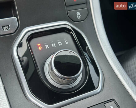 Чорний Ленд Ровер Рендж Ровер Евок, об'ємом двигуна 2 л та пробігом 160 тис. км за 13950 $, фото 39 на Automoto.ua