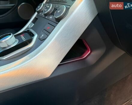 Черный Ленд Ровер Рендж Ровер Эвок, объемом двигателя 2.2 л и пробегом 165 тыс. км за 18800 $, фото 20 на Automoto.ua